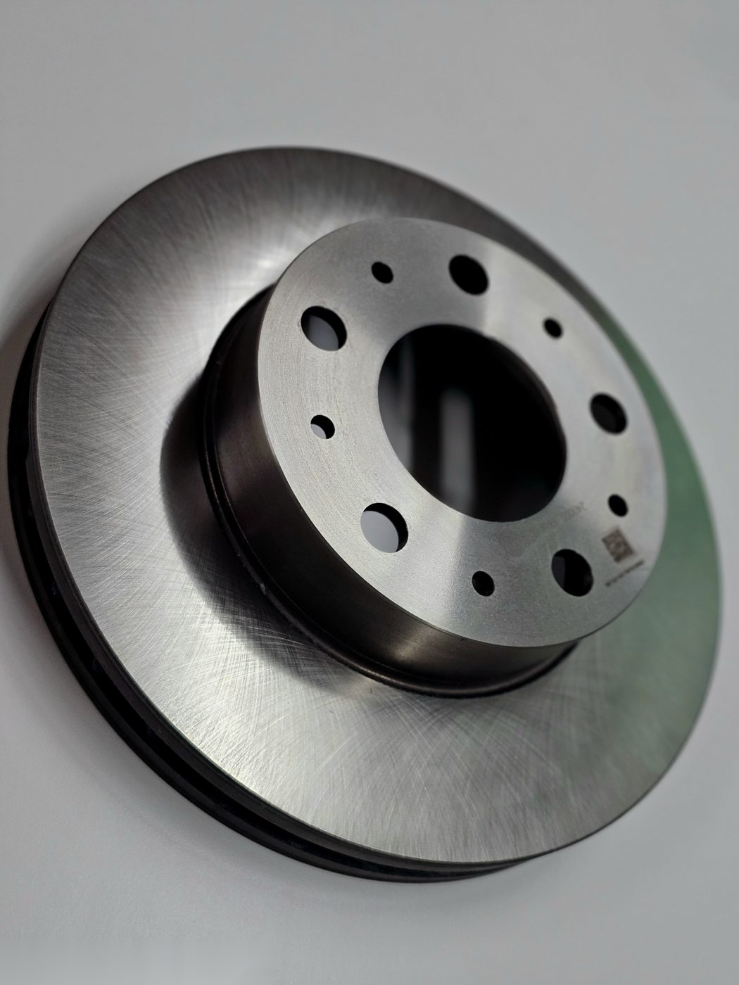 GOTEC LongLife Hard Coated Disc, Schrägansicht mit Topf und Reibring